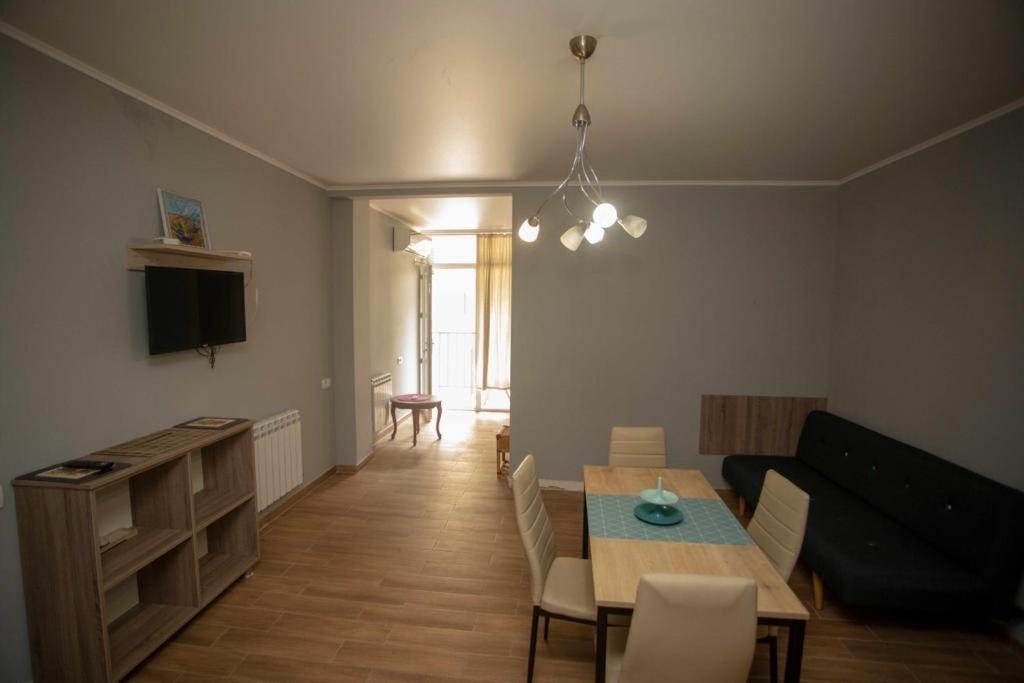Amazing Magnolia Apartment Batumi Exterior foto